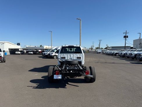 New 2026 Ford F550 4x4 Supercab Super Duty image 3