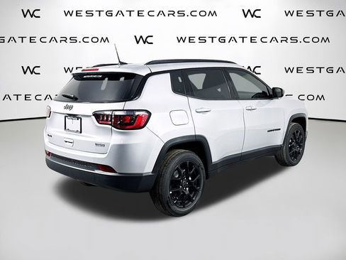 New 2025 Jeep Compass Latitude w/ Sun & Sound Group image 8