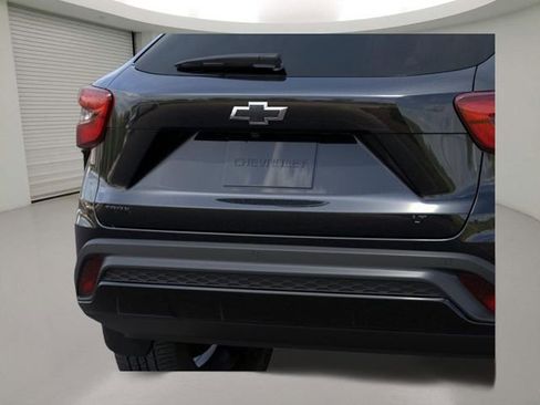 New 2026 Chevrolet Trax LT w/ Driver Confidence Package FWD image 14