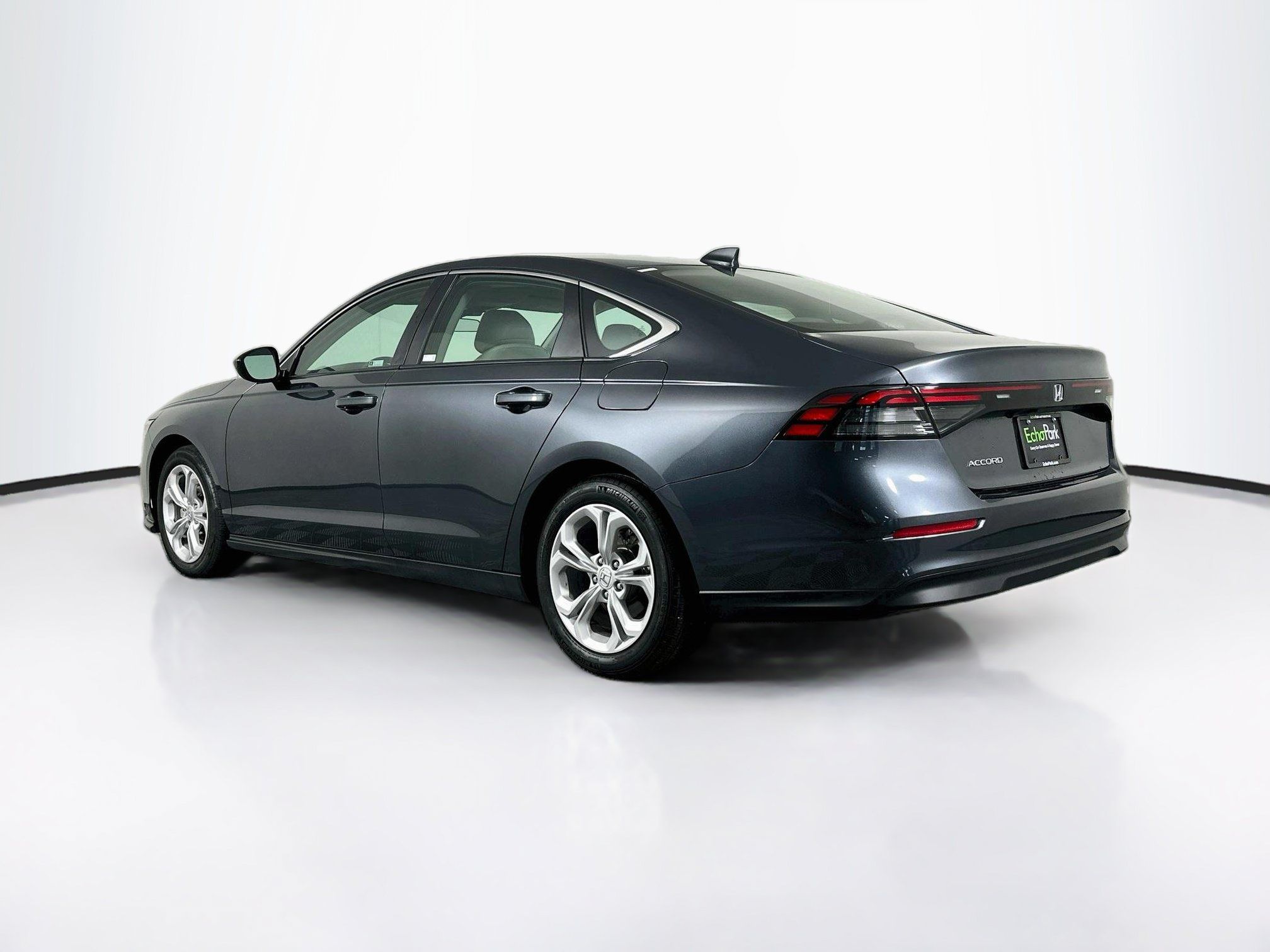 Used 2025 Honda Accord LX image 5