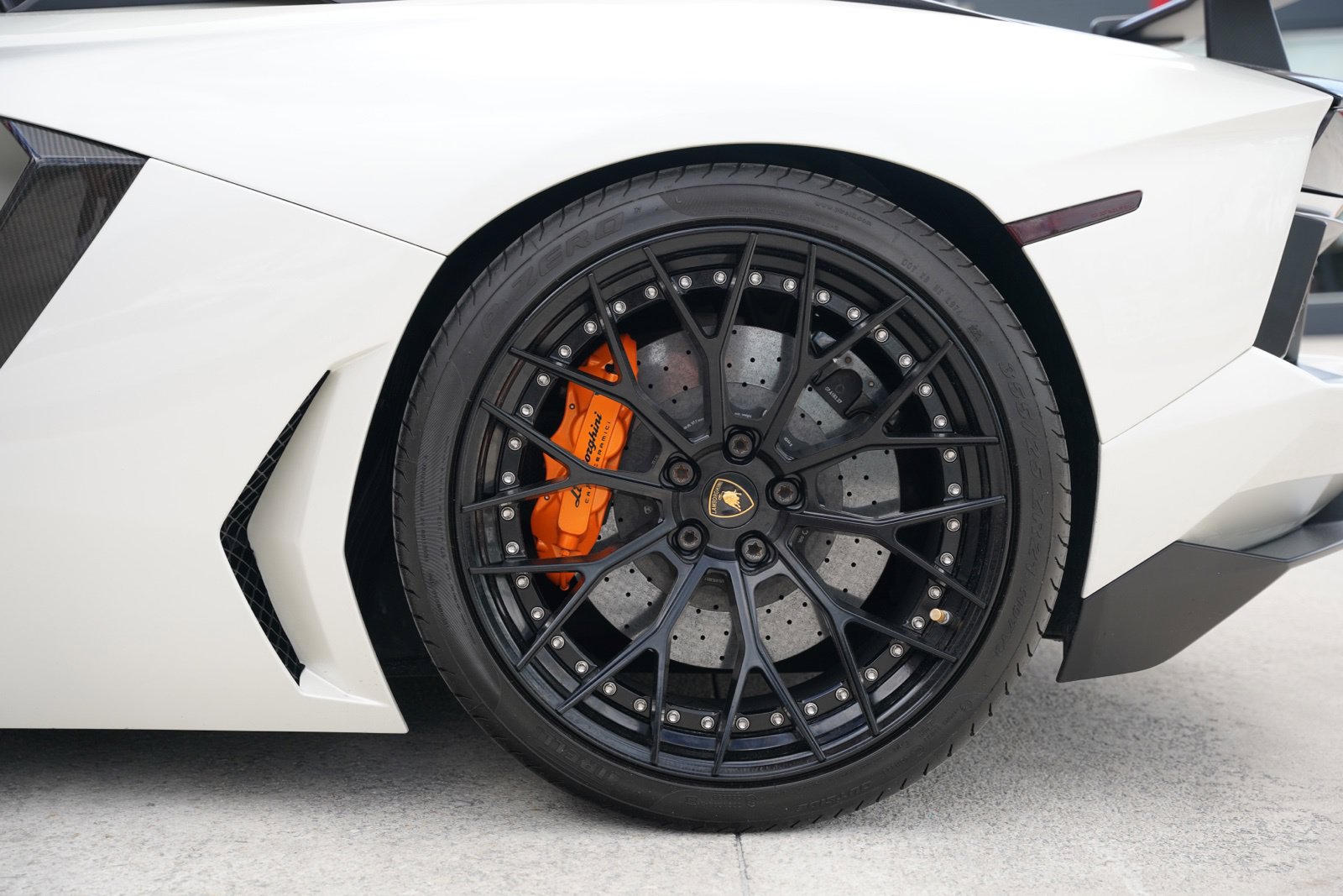 Used 2015 Lamborghini Aventador LP 700-4 AWD/4WD image 11