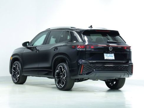 New 2026 Volkswagen Tiguan SEL R-Line image 6