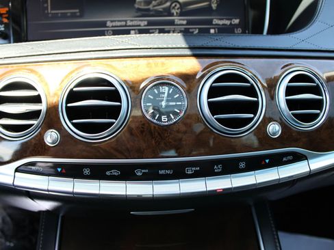 Used 2016 Mercedes-Benz Maybach S 600 image 27