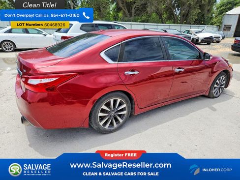 Used 2017 Nissan Altima 2.5 SV w/ Convenience Package FWD image 4