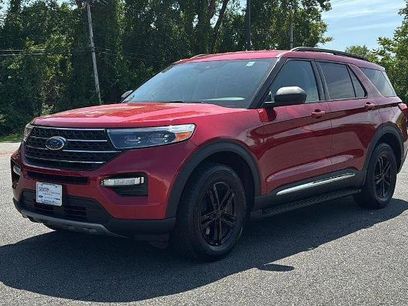 Certified 2022 Ford Explorer XLT w/ Equipment Group 202A