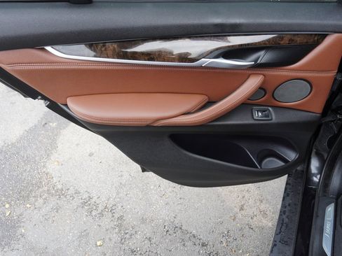 Used 2018 BMW X5 xDrive35i w/ Premium Package image 24