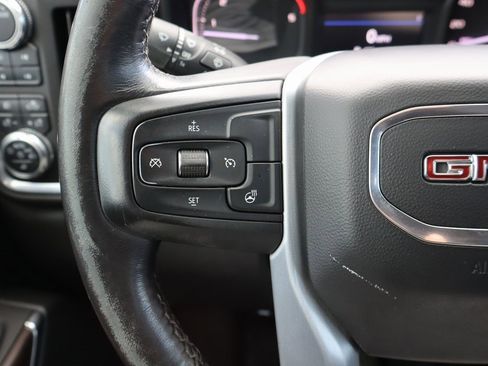 Used 2022 GMC Sierra 3500 SLT w/ SLT Convenience Package image 6