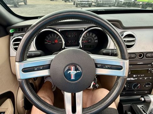 Used 2005 Ford Mustang GT Premium RWD image 10