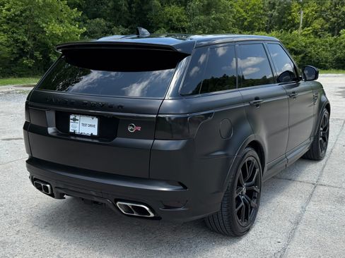 Used 2022 Land Rover Range Rover Sport SVR Carbon Edition AWD/4WD image 3