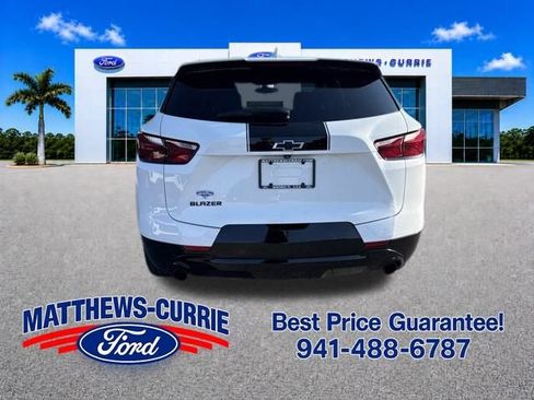 Used 2020 Chevrolet Blazer LT w/ LPO, Black Grille Bar Package FWD image 5