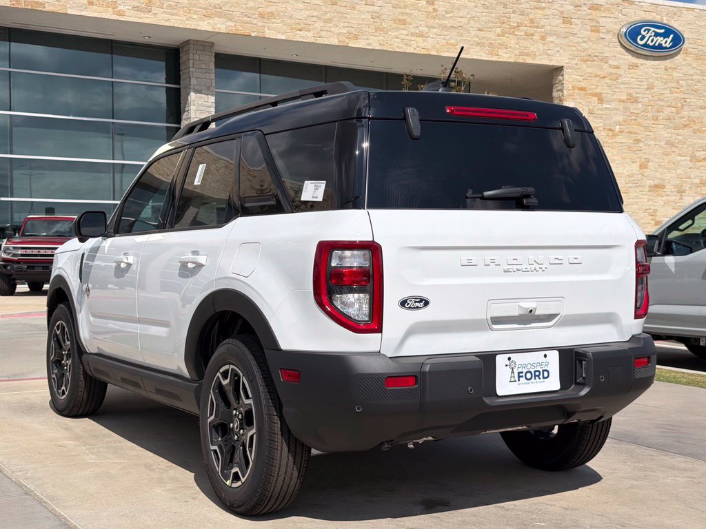 New 2026 Ford Bronco Sport Outer Banks w/ Outer Banks Tech Package+ AWD/4WD image 8