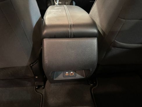 Used 2025 Nissan Altima 2.5 SV image 24