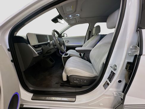 Used 2023 Hyundai Ioniq 5 Limited image 13