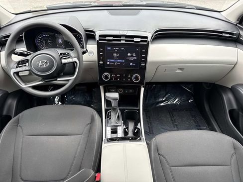 Used 2023 Hyundai Tucson SEL FWD image 17