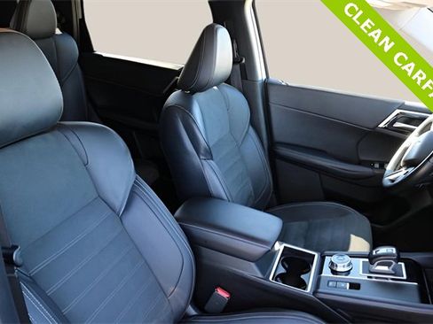 Used 2024 Mitsubishi Outlander SE image 20