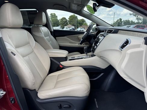 Used 2023 Nissan Murano SL image 12