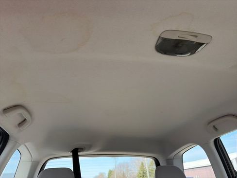 Used 2017 Subaru Forester 2.5i w/ Popular Package #2A AWD/4WD image 23