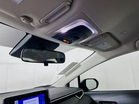 Used 2024 Toyota Corolla LE FWD image 18