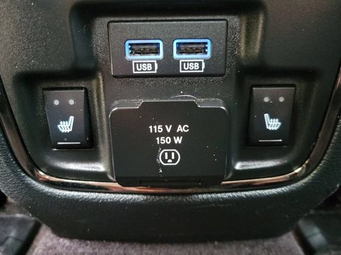 Used 2018 Dodge Durango GT w/ Premium Group AWD/4WD image 17