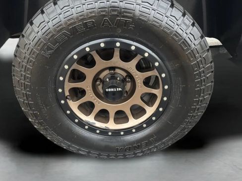 Used 2015 RAM 1500 Express AWD/4WD image 34
