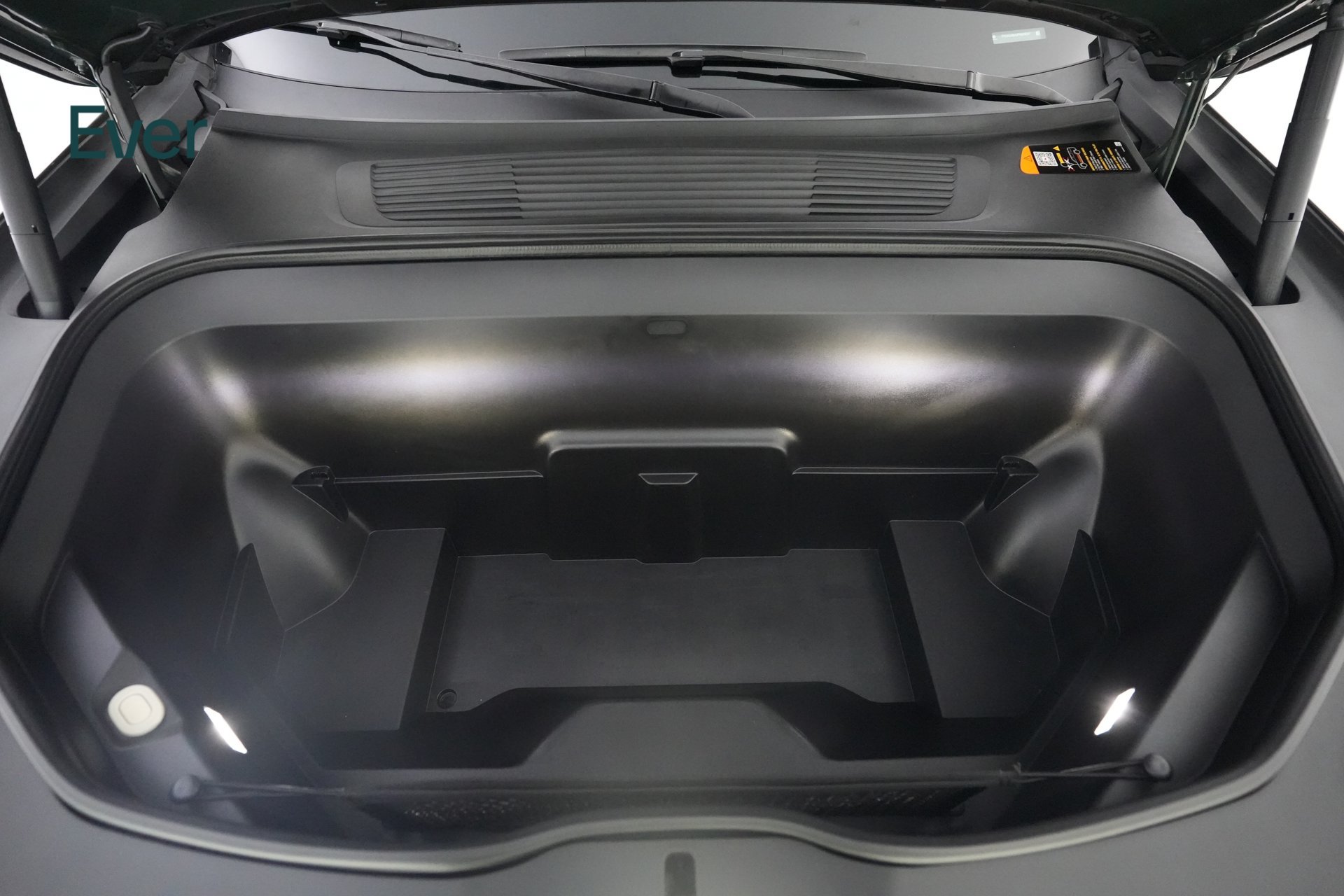 Used 2023 Rivian R1S Adventure Quad AWD/4WD image 31