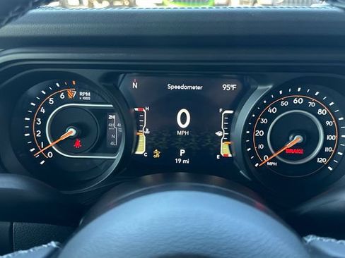 New 2026 Jeep Gladiator Mojave AWD/4WD image 23