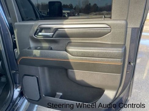 Used 2024 GMC Sierra 2500 AT4 w/ AT4 Preferred Package image 33