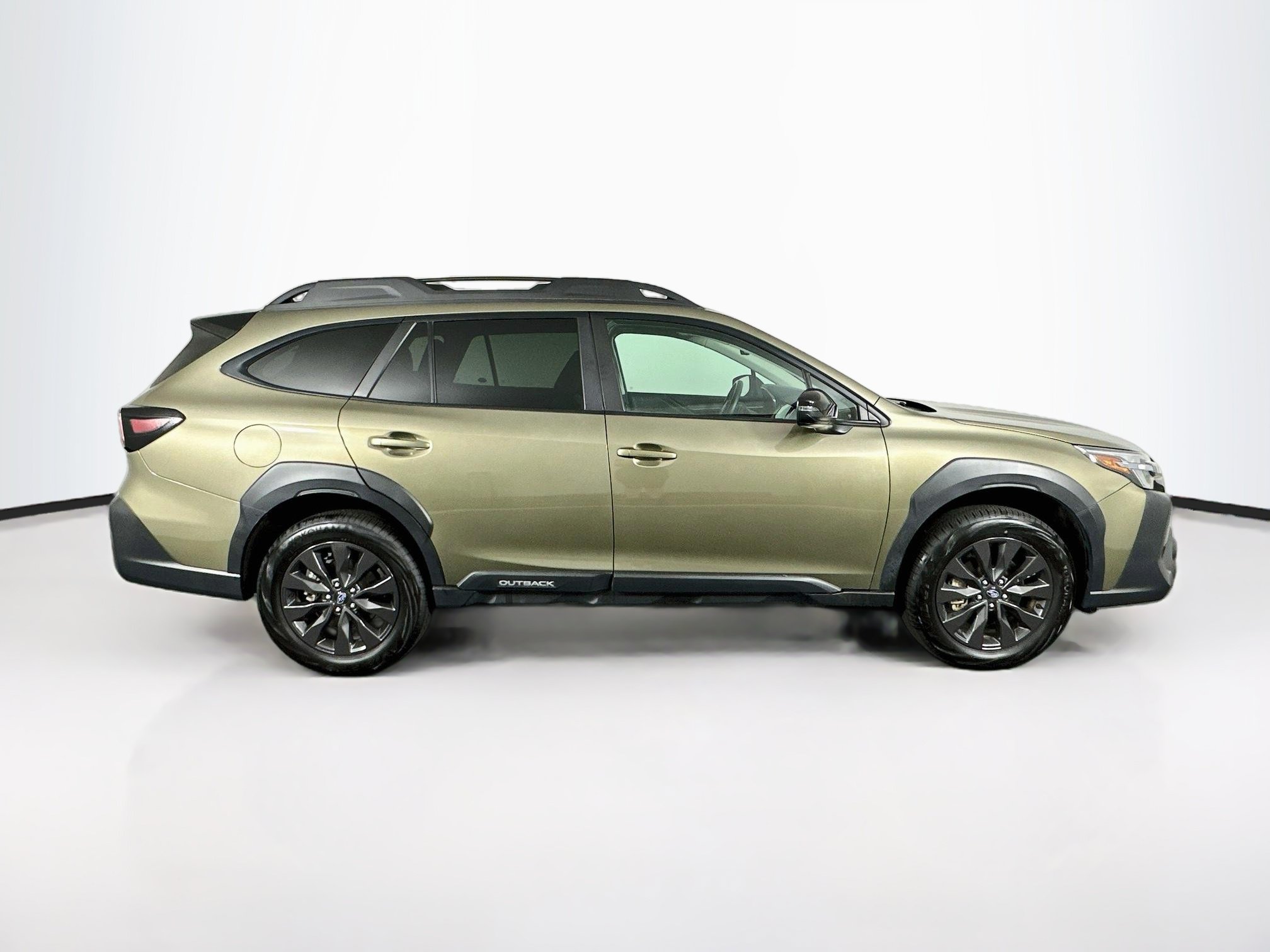 Used 2025 Subaru Outback Onyx Edition AWD/4WD image 10