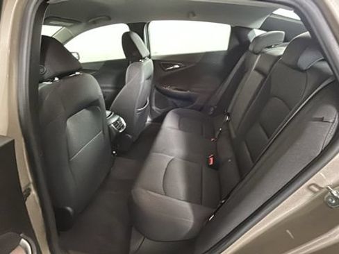 Used 2023 Chevrolet Malibu LT FWD image 27