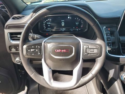 Used 2022 GMC Yukon SLT w/ SLT Premium Package image 20