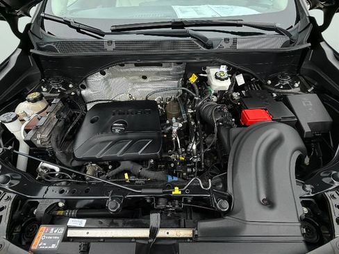 Used 2024 Buick Encore GX Sport Touring w/ Comfort Package AWD/4WD image 35
