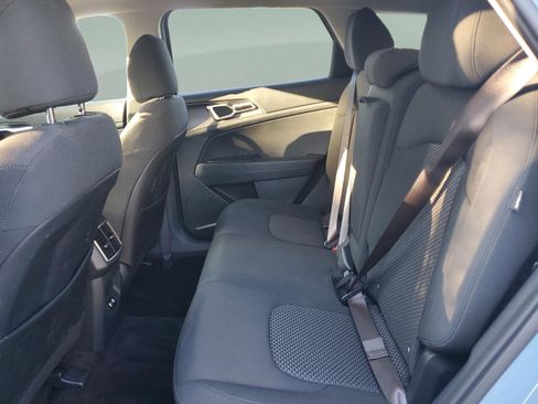 Certified 2026 Kia Sportage S AWD/4WD image 7