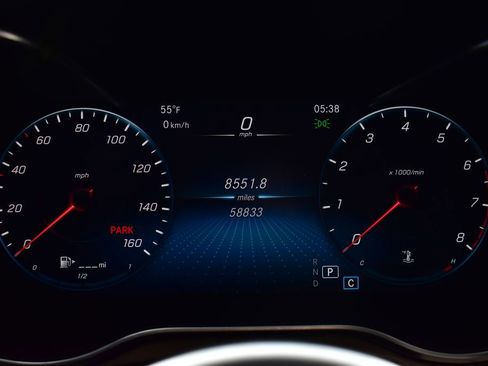 Used 2022 Mercedes-Benz GLC 300 4MATIC image 15