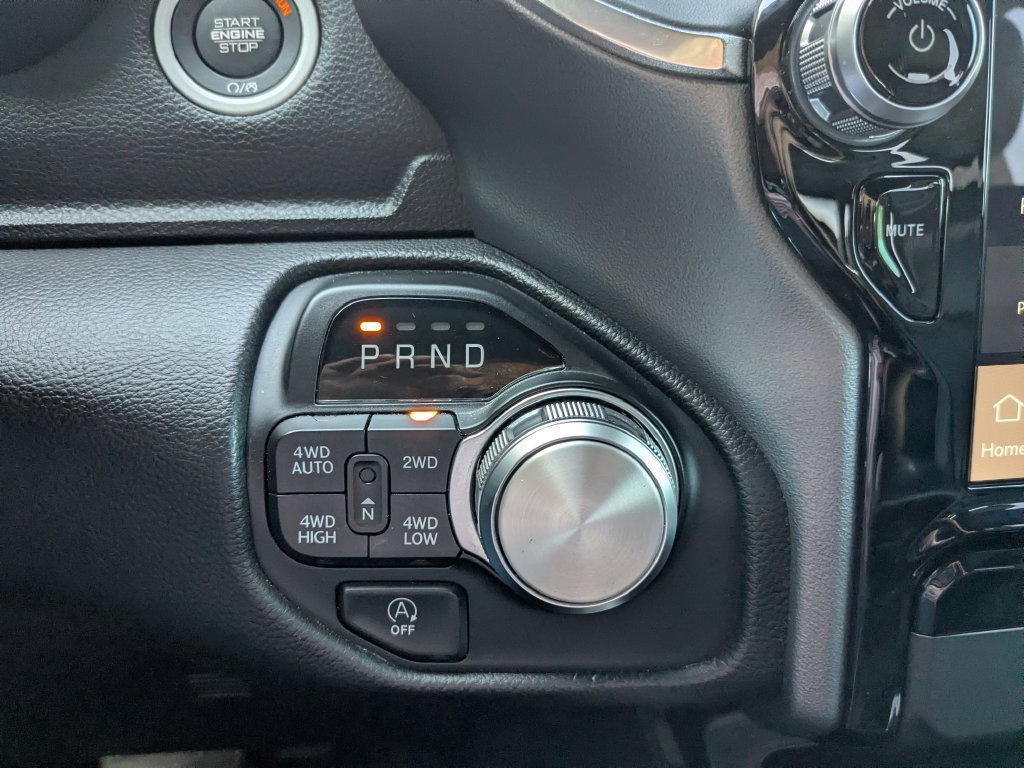 Used 2023 RAM 1500 Laramie AWD/4WD image 23