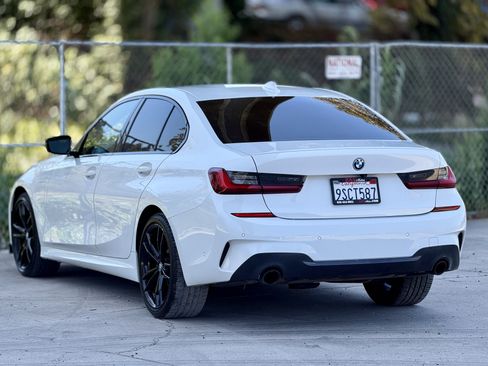 Used 2022 BMW 330e w/ M Sport Package RWD image 14
