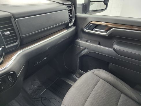 Used 2025 Chevrolet Silverado 3500 LT w/ All Star Edition image 12