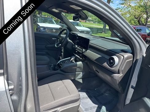 Used 2024 Chevrolet Colorado LT w/ LT Convenience Package II AWD/4WD image 55