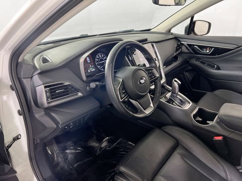 Used 2022 Subaru Legacy Limited image 9
