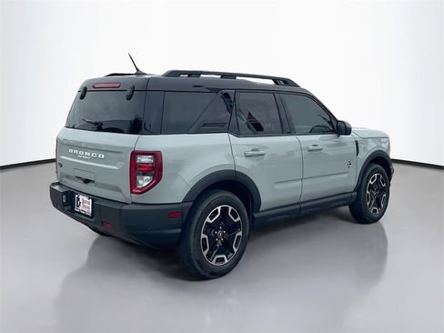 Used 2024 Ford Bronco Sport Outer Banks w/ Tech Package image 7