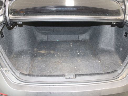 Used 2018 Honda Accord Sport image 13