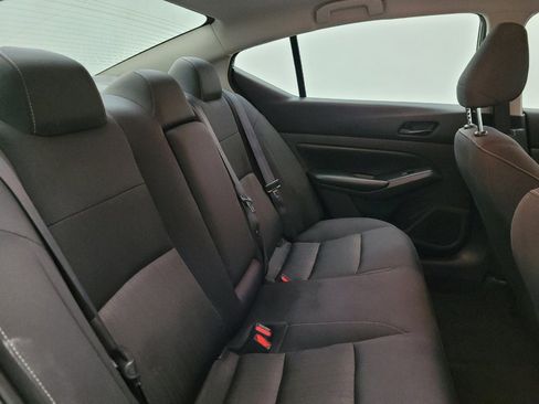 Used 2024 Nissan Altima 2.5 S FWD image 19