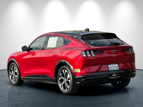 Used 2022 Ford Mustang Mach-E Premium image 6