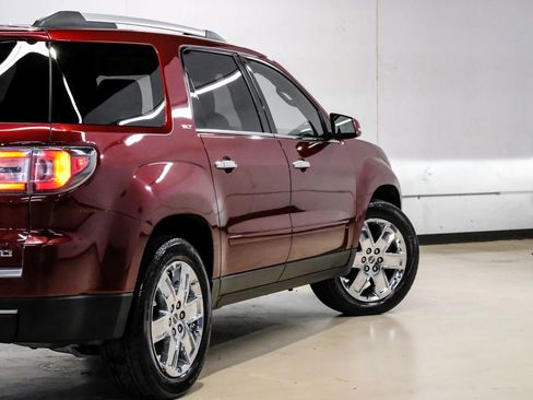 Used 2017 GMC Acadia Limited SLT AWD/4WD image 13