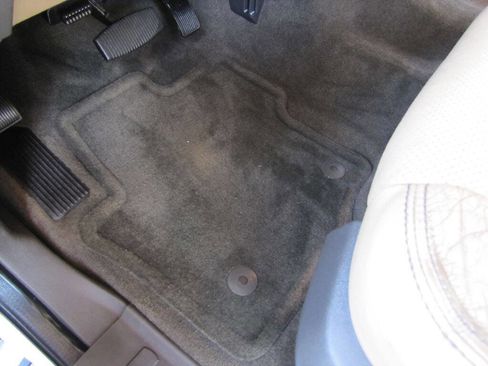 Used 2015 Ford F250 Lariat w/ Lariat Ultimate Package image 15