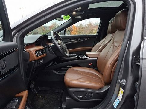 Certified 2023 Lincoln Nautilus Reserve image 15