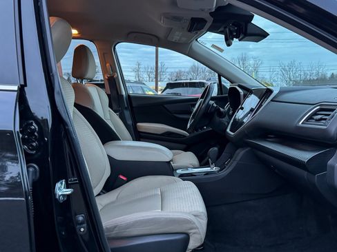 Certified 2023 Subaru Ascent Premium w/ Convenience Package image 10