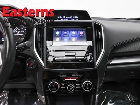 Used 2023 Subaru Forester Premium image 12