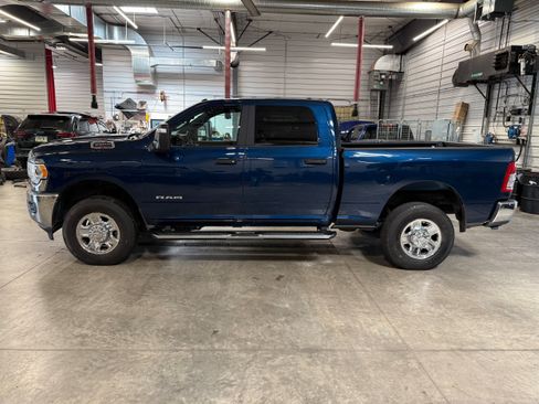 Used 2024 RAM 2500 Big Horn w/ Bed Utility Group AWD/4WD image 29