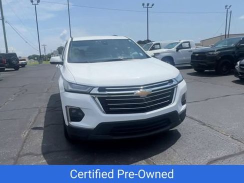 Certified 2023 Chevrolet Traverse LT FWD image 3