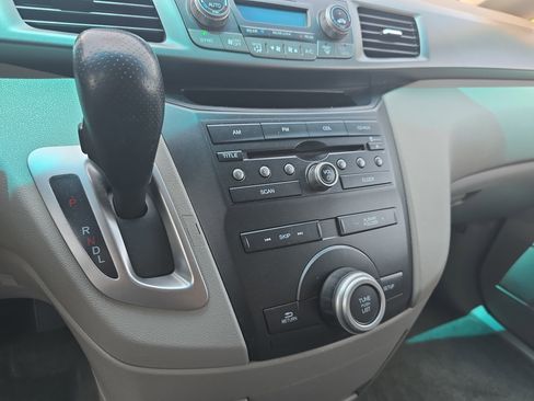 Used 2011 Honda Odyssey EX image 23
